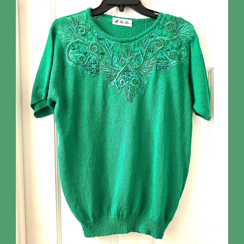 NWOT Embroidered Short Sleeve Green Sweater